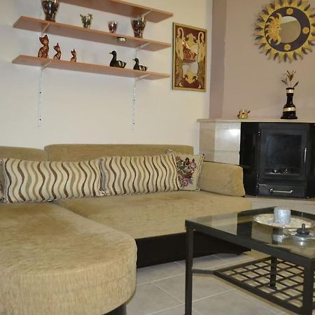 Апартаменты Vasiliki'S Cosy House Неа-Миханиона Экстерьер фото