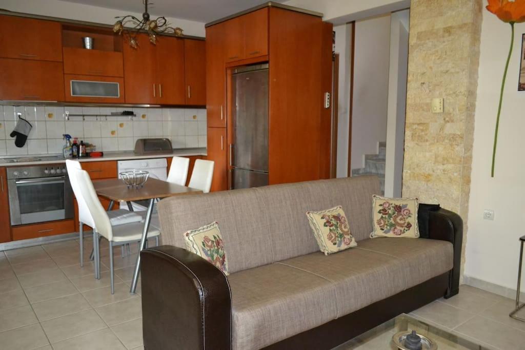 Апартаменты Vasiliki'S Cosy House Неа-Миханиона Экстерьер фото